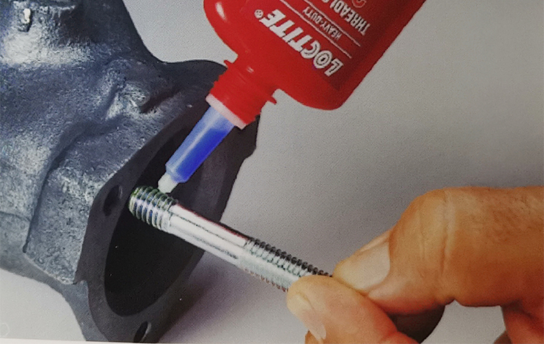 乐泰241胶水怎么用